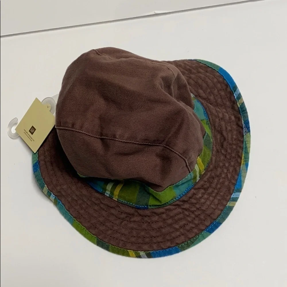 BABY GAP Reversible kids hat XS/S 12-24 months